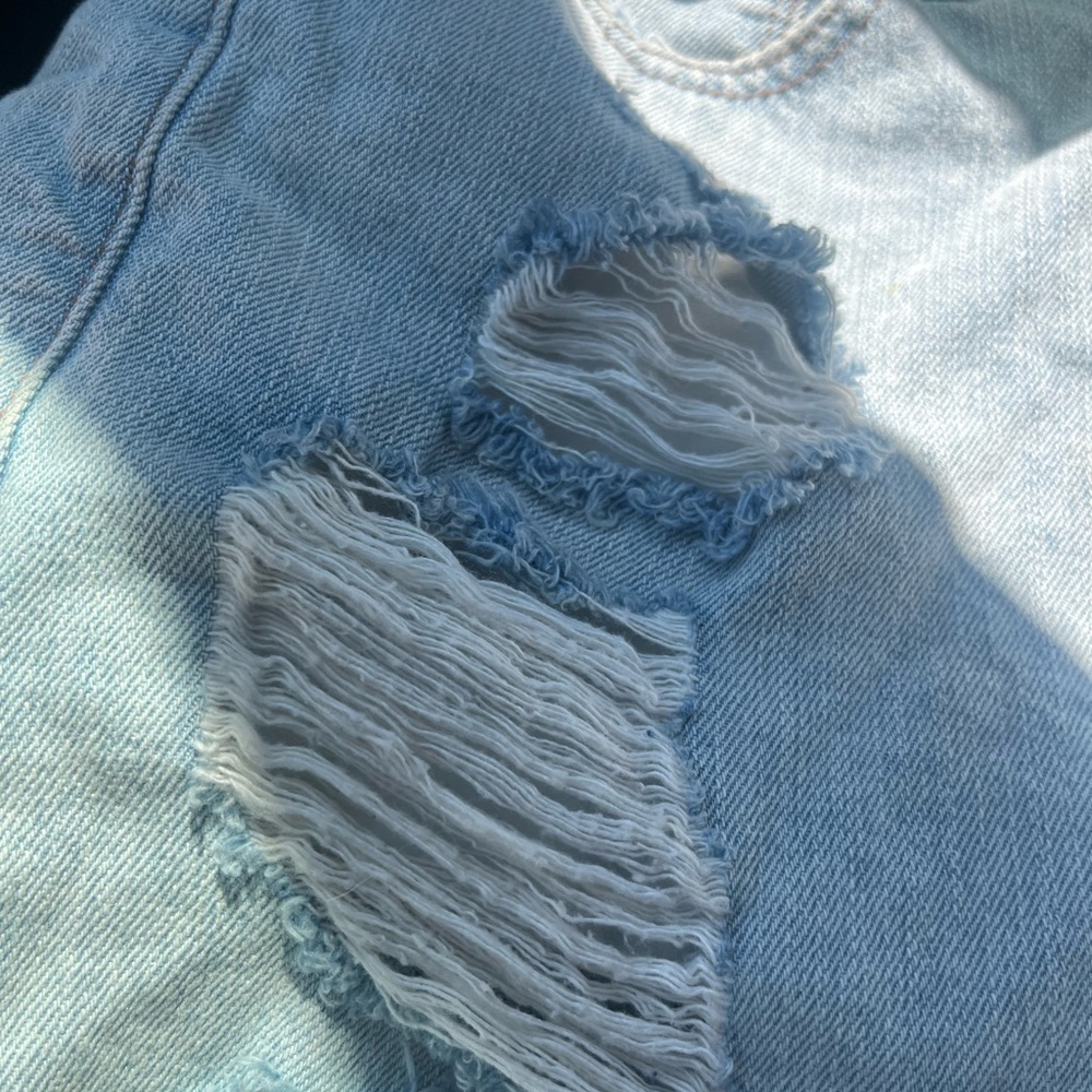 Express Vintage Light Blue Denim Distressed Mini Skirt size 2 - Picture 6 of 8